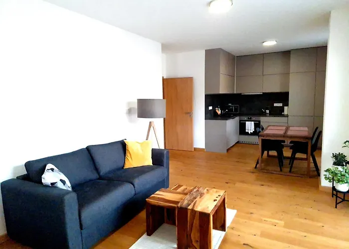 Studio Apartman 22, Rezidence Javor
